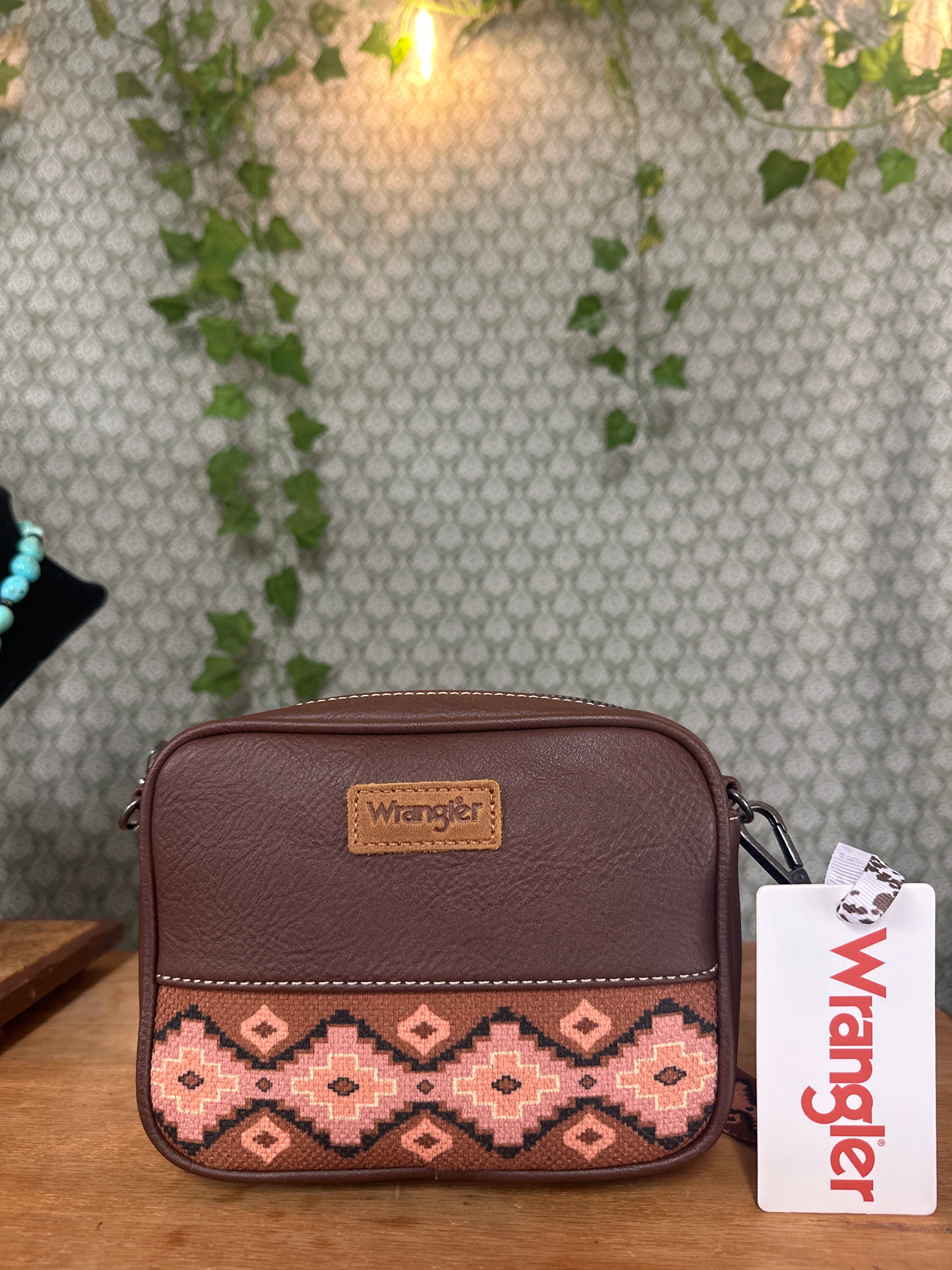 Small Wrangler Bag with strap